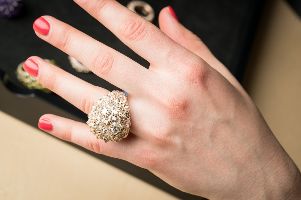 A splendid ring in rose gold, white diamonds and old-cut diamonds from Mattioli's Rêve_r collection