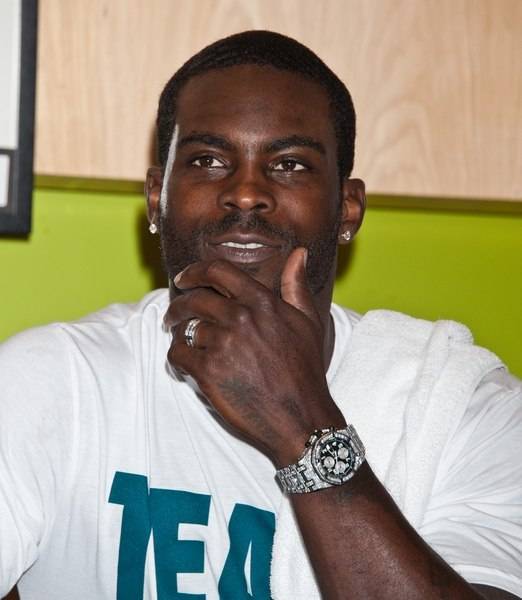 Celebrity Corner Philadelphia Eagle QB Michael Vick wearing a