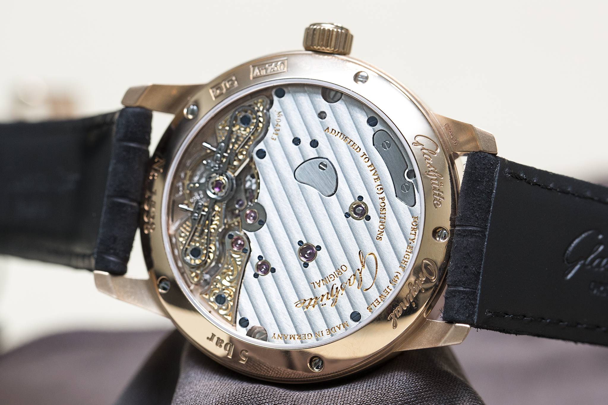 Hands On The Glashütte Original PanoReserve Watch