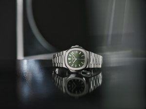 cartier nautilus