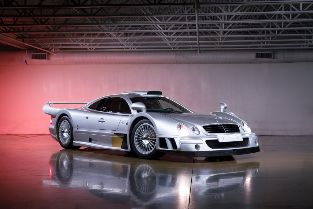 مرسيدس بنز AMG CLK GTR 1998